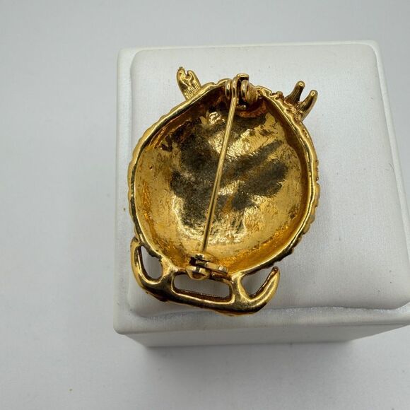 Vintage gold tone metal Owl Brooch/Pin with cz rhinestone face! - Picture 6 of 8